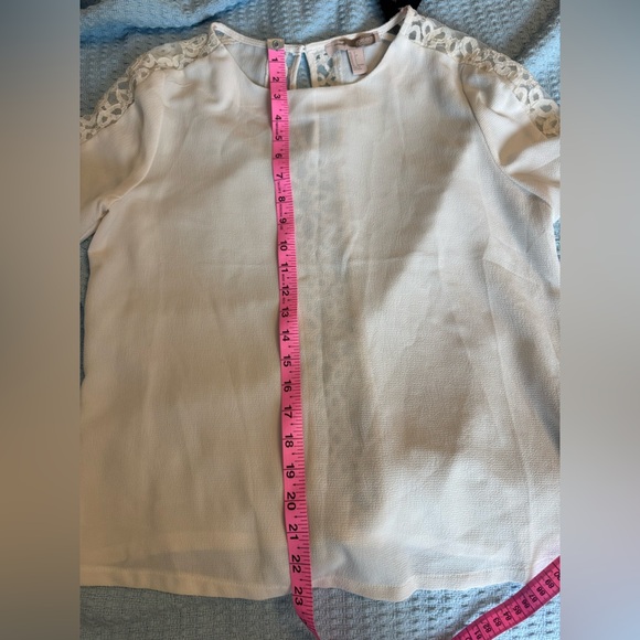 2/20 Forever 21 Off White Lace Panelled Top - Women’s Small - Picture 7 of 8